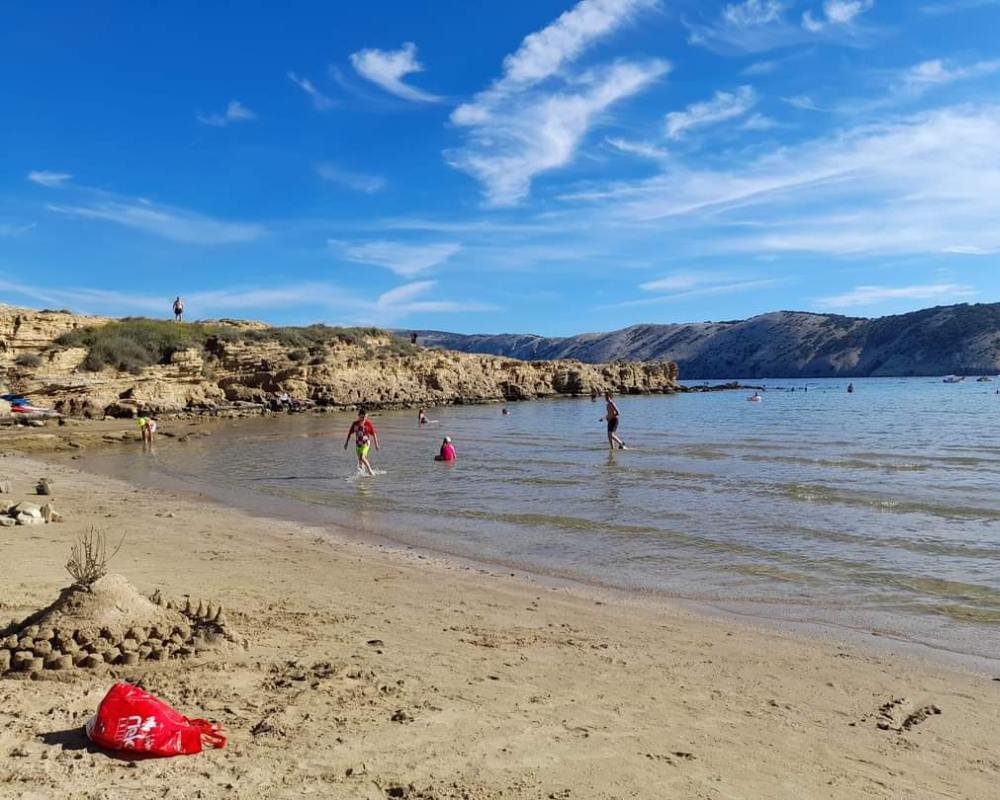 apartments-roza-lopar-8 apartments-roza-lopar-8